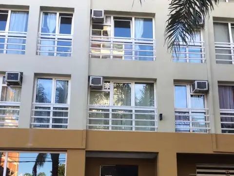 Vendo. Departamento en excelente estado, muy luminoso