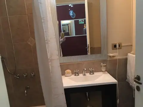 Gral J J De Urquiza 1600