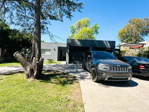 Casa 4 ambientes con 3 baños