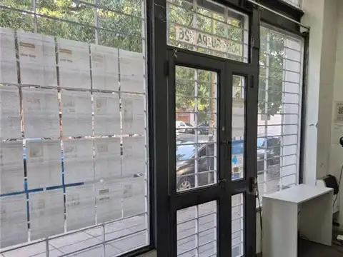 LOCALES - A LA CALLE - PARQUE CHACABUCO, CAPITAL FEDERAL