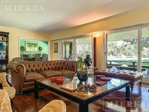 Casa en Venta de 5 dormitorios