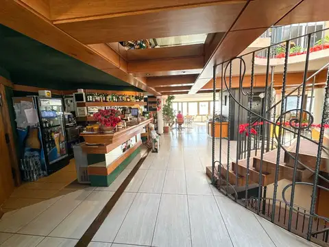 Venta Hotel centro de Villa Gesell 100 mts mar