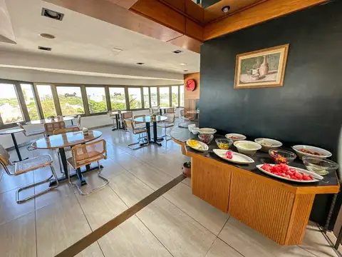 Hotel en Venta en Villa Gesell, USD 3.700.000