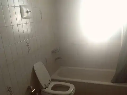 Chalet Brandsen Esquina Misiones Nueva Pompeya