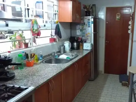 Casa en Venta en Castelar, USD 300.000