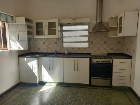 CASA AL FRENTE DOS DORMITORIOS