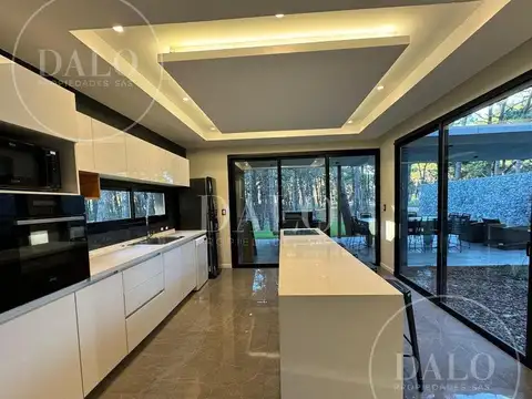 Casa en Venta de 5 dormitorios