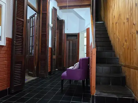 Depto Tipo Casa 5 ambientes con 2 baños