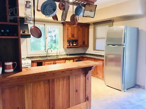 Casa 6 ambientes con 3 baños