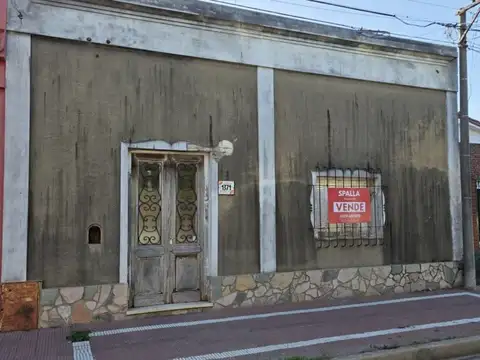 Belgrano 1371 , Piso 0