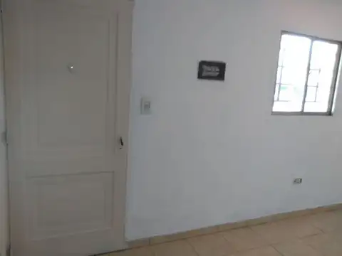 Depto Tipo Casa en Alquiler 45 años
