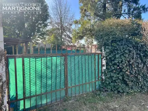 Casa con pileta de natación en venta Manzanares Pilar