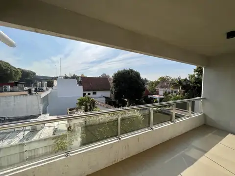 Departamento en Alquiler con 1 cocheras