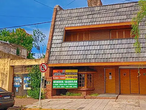 Casa 6 Amb 349 m² en 2 Plantas - SOLO USO PROFESIONAL / COMERCIAL - S.Justo (Ctro)