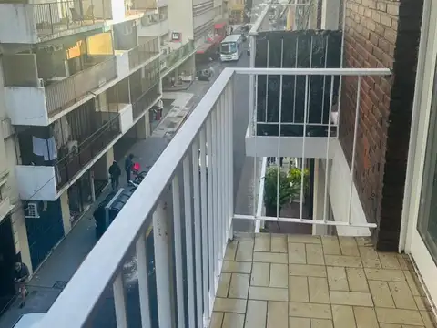 Bartolome Mitre 1700