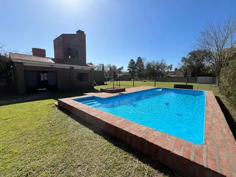 Casa en Venta con 1 cochera