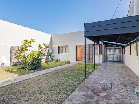 Calle 504 e/ 14 y 15 1900