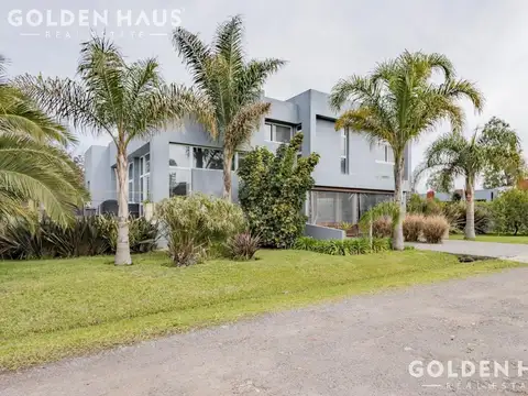 Casa en  Barrio Cerrado