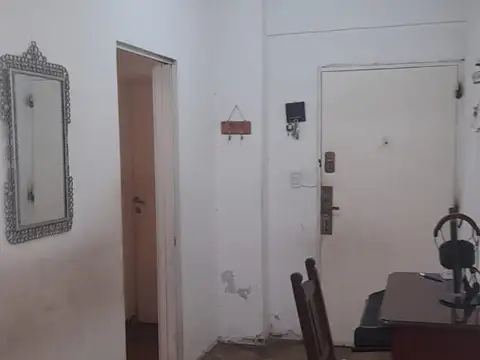 Villa del Parque Depto al frente 3 amb balcon corrido muy luminoso