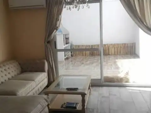 José Mármol 900, Piso PB