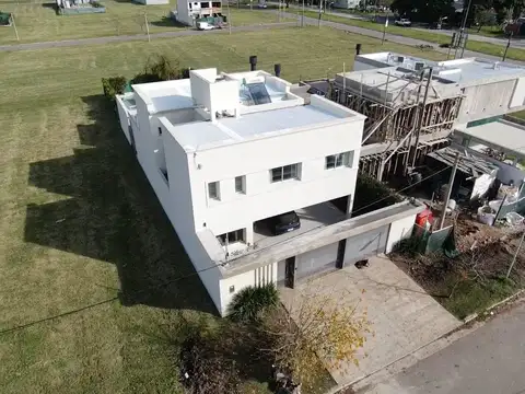 Casa en Venta en Joaquin Gorina, USD 350.000