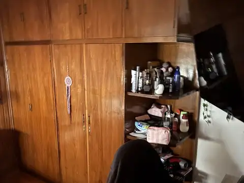 Depto Tipo Casa 4 ambientes con 2 baños