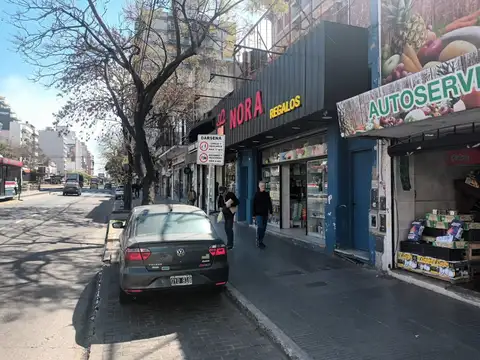 VENTA DE LOCAL EN BELGRANO AV. CABILDO 4235