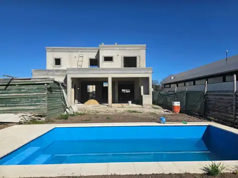 Casa en Venta de 4 dormitorios