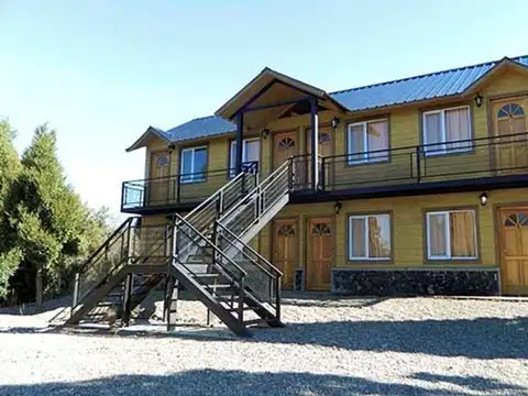 Complejo Hotelero - 4 Cabañas - Trevelin