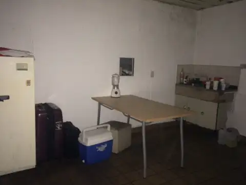 Galpon en Venta 20  mts Fondo