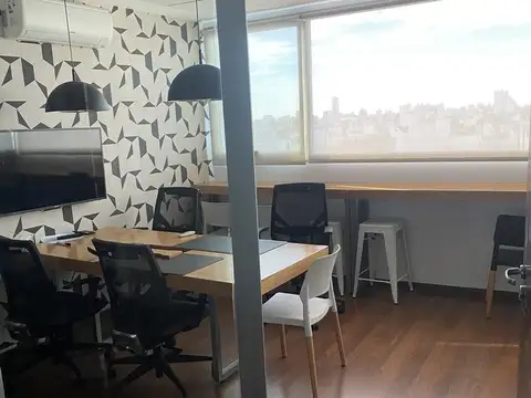 Oficina en Venta con 4 cocheras