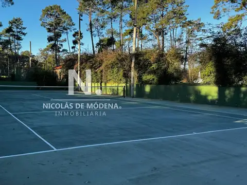 Terreno en Venta en Pinares, USD 120.000