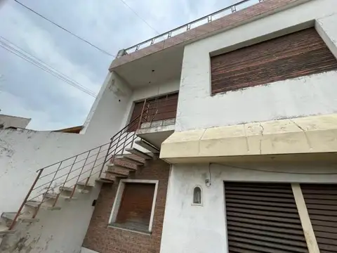 Casa Chalet  en Venta en Martin Coronado, Tres de Febrero, G.B.A. Zona Oeste