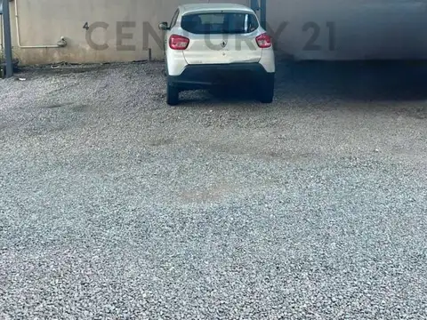 VENTA COCHERA MORON OPORTUNIDAD BAJAS EXPENSAS