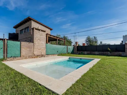Casa en Venta en Roldan, USD 90.000