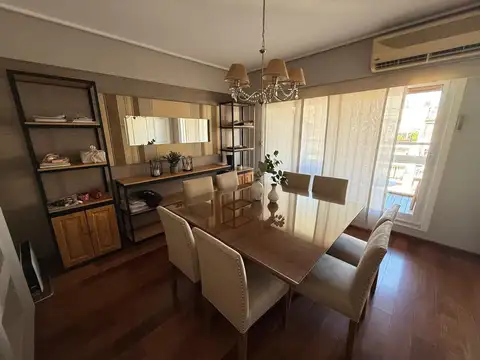 Departamento 7 ambientes con 3 baños