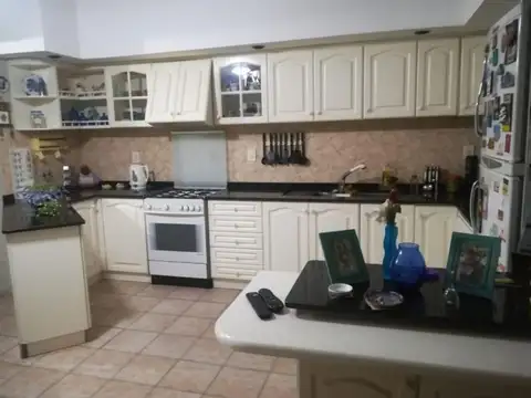 Casa en Venta en Haedo, USD 250.000