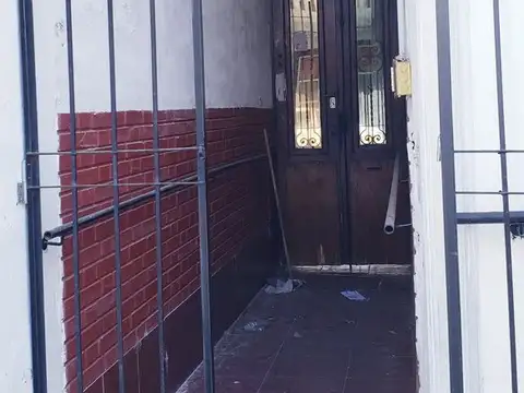 VENTA  Casa apta comercial en Barracas