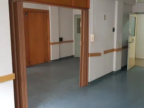 Oficina en Venta 40 años