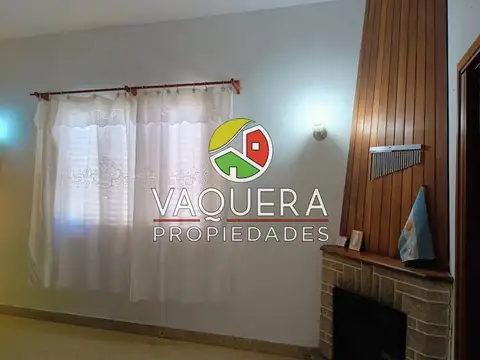 Depto Tipo Casa 3 ambientes con 2 baños