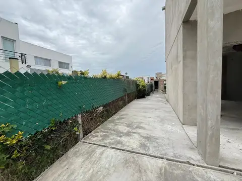 Casa en Venta en Laguna Azul, USD 144.999