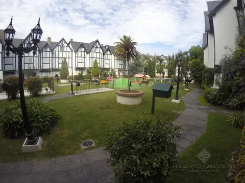 Casa en Venta en Adrogue, USD 228.000