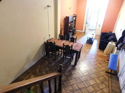 CASA EN SAN TELMO DE 7 AMB. y TERRAZA APTO CREDITO