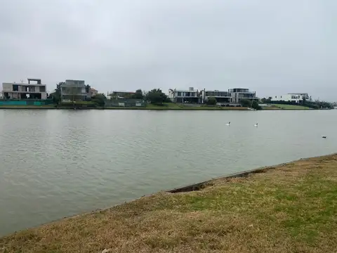 Lote al Agua en Venta en Virazón, Nordelta 100