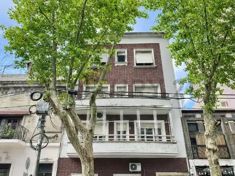 Depto 3 ambientes luminoso en Palermo