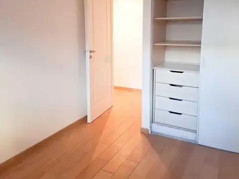 Departamento en Alquiler con 1 cocheras