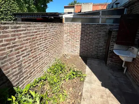 Depto Tipo Casa en Venta de 2 ambientes