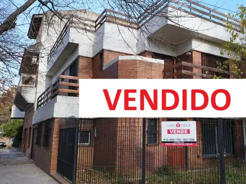 Casa 3 dorm. + depend + cochera