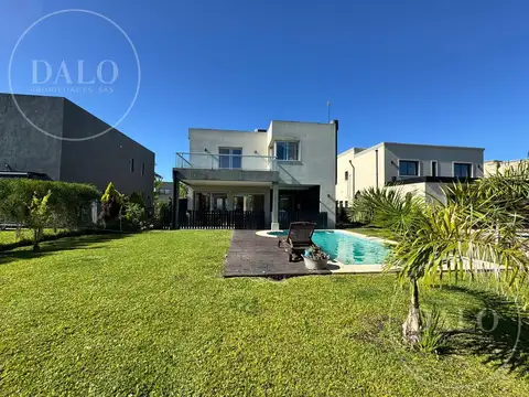 Casa en Venta en Puertos - Araucarias, USD 275.000