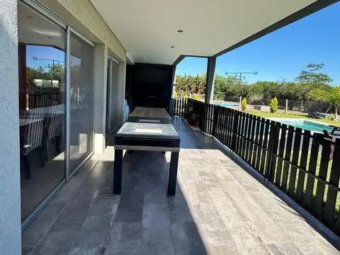 Casa 5 Ambientes en venta Araucarias Puertos del Lago OPORTUNIDAD